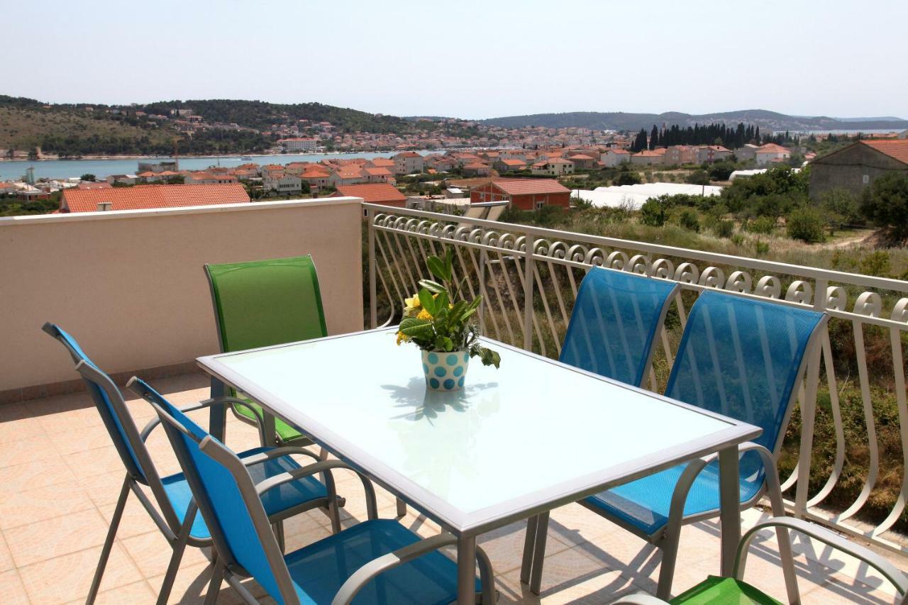 Apartman Dinka Trogir Eksteriør bilde